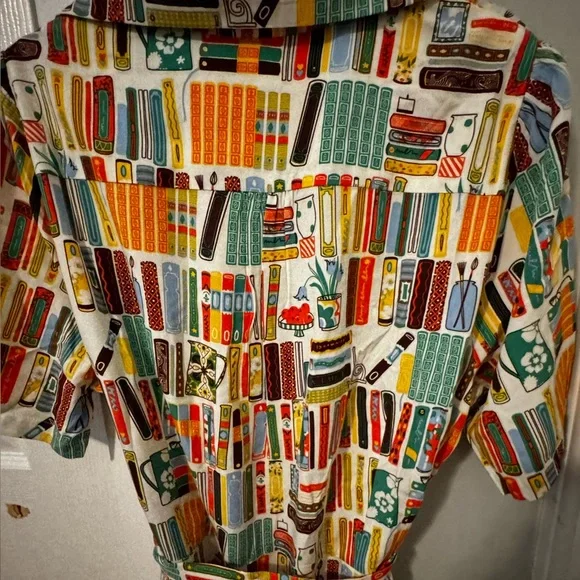 Adorable Joanie bookshelf print dress. NWT. US Women’s 14. Make an offer! - Picture 9 of 14
